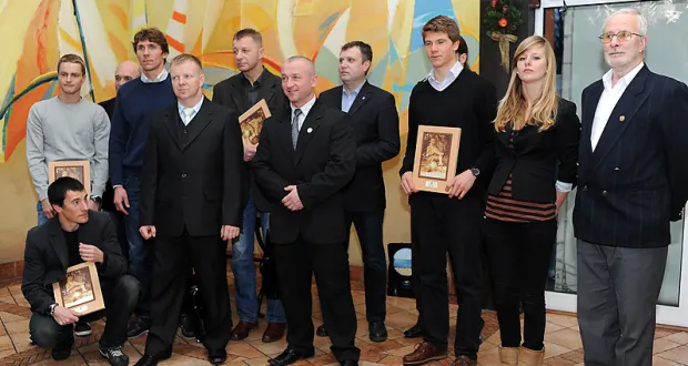 Wręczający i nagrodzeni w dziedzinie Kultury Fizycznej i Sportu za osiągnięcia w sopockim sporcie w 2010 roku. 