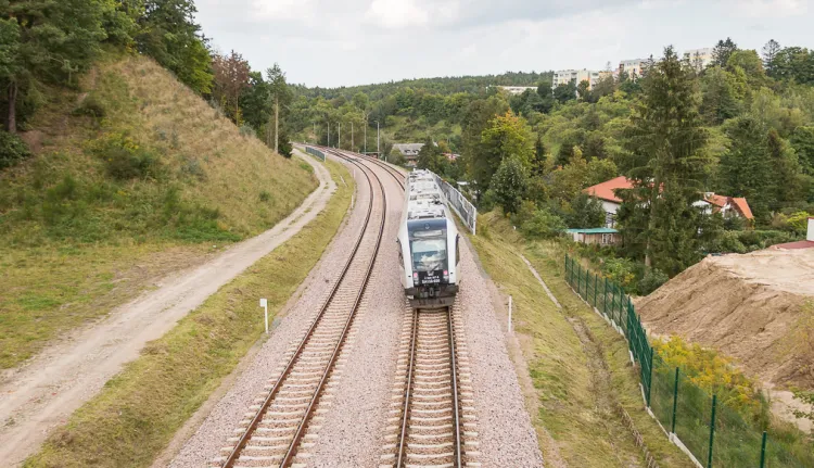 Nowe pociągi będą wykorzystywane m.in. na trasie PKM - po jej elektryfikacji.