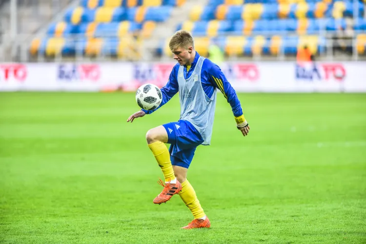 Jan Łoś jest drugim najmłodszym piłkarzem, który w Arce Gdynia zagrał w ekstraklasie. 