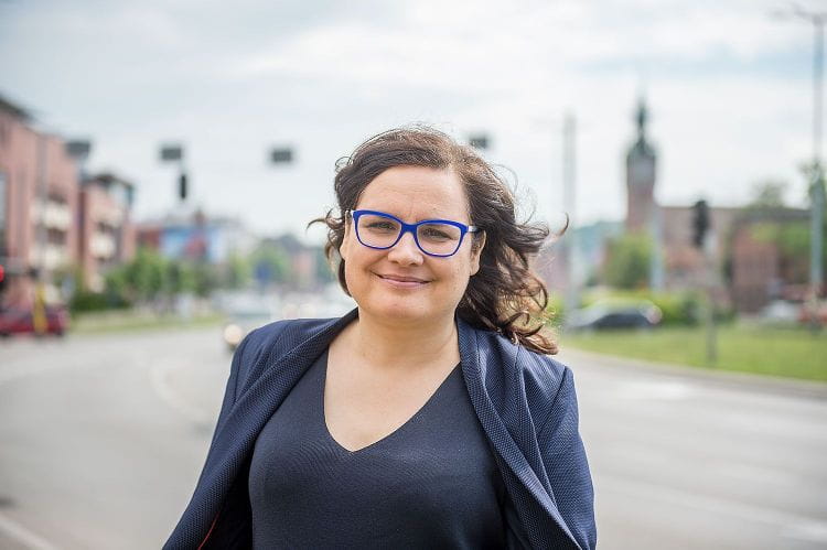Ewa Lieder, obecnie posłanka Nowoczesnej. Cztery lata temu ubiegała się o fotel prezydenta Gdańska w ramach Gdańska Obywatelskiego zajmując trzecie  miejsce wśród sześciu  pretendentów. 