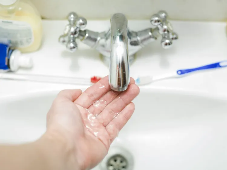 Kąpiel, mycie zębów, zmywanie naczyń, pranie, gotowanie - to codzienne czynności, nad którymi się nie zastanawiamy... do czasu, kiedy w kranie zaczyna brakować wody. 