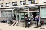 Co roku latem rośnie liczba chętnych do złożenie wniosku o wydanie paszportu. Odział paszportowy Urzędu Wojewódzkiego w Gdańsku przeżywa więc oblężenie.