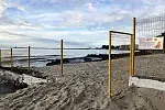 Ogrodzenie plaży dla psów jest niekompletne. Uniemożliwia to właścicielom czworonogów korzystanie z tego obiektu.