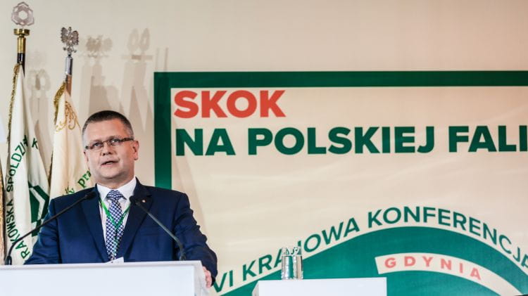 - Jeśli chcemy zachować SKOK-i na polskim rynku usług finansowych, to musimy im przywrócić warunki, w których są one w stanie funkcjonować. Obecnie jest to bardzo trudne - twierdzi Rafał Matusiak, prezes Kasy Krajowej SKOK.