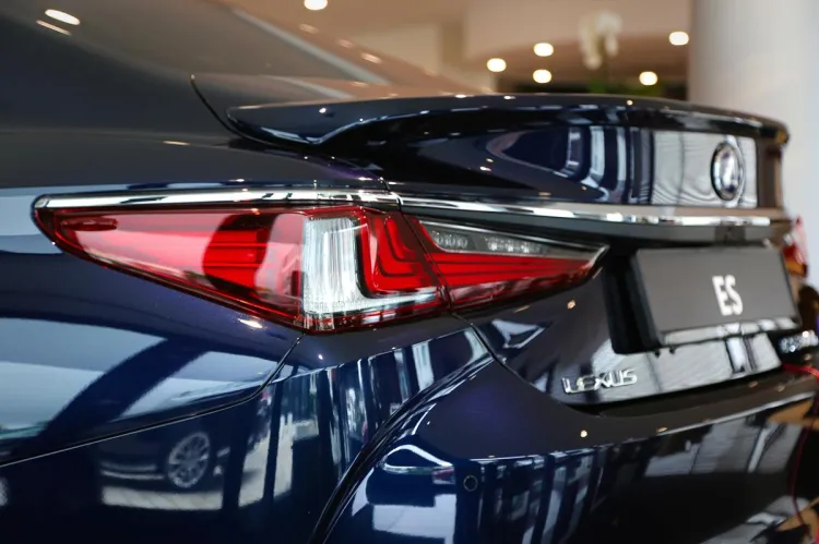 Nowy Lexus ES