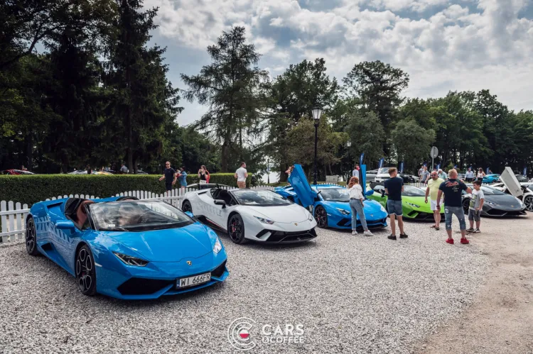 Miejmy nadzieję, że podobna reprezentacja Lamborghini pojawi się w Gdyni podczas Cars & Coffee.