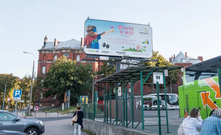 Nośnik reklamowy firmy Cityboard Media przy dworcu PKS w Gdańsku, która dąży do unieważnienia uchwały krajobrazowej w Gdańsku i przypuszczalnie Sopocie.