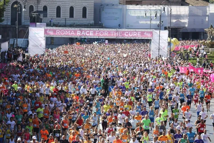 Race for the Cure to największe na świecie, najbardziej udane wydarzenie edukacyjne i charytatywne poświęcone rakowi piersi. 30 września na terenie Centrum Hewelianum odbędzie się pierwsza polska edycja imprezy. Na zdj. Race for the Cure w rzymskiej odsłonie. 