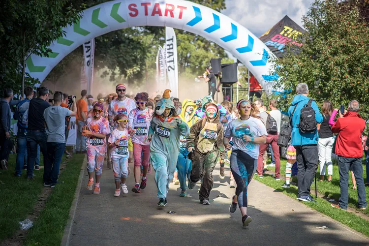 The Color Run to jedna z wyjątkowo oryginalnych imprez dla biegaczy. W sobotę odbędzie się w Gdyni.
