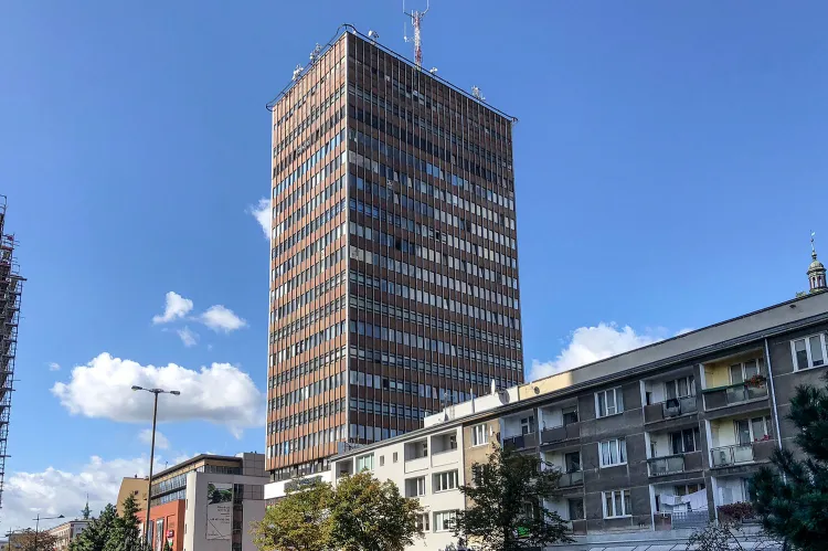 80-metrowy biurowiec Organiki ma stać się hotelem.