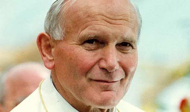 Mieszkańcy Trójmiasta i turyści przebywający na majowym weekendzie w Gdańsku, będą mogli śledzić beatyfikację Jana Pawła II na telebimie w Bazylice Mariackiej.