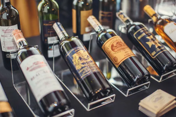 Wyjątkowe roczniki win często znajdują się w prywatnych kolekcjach pasjonatów win.