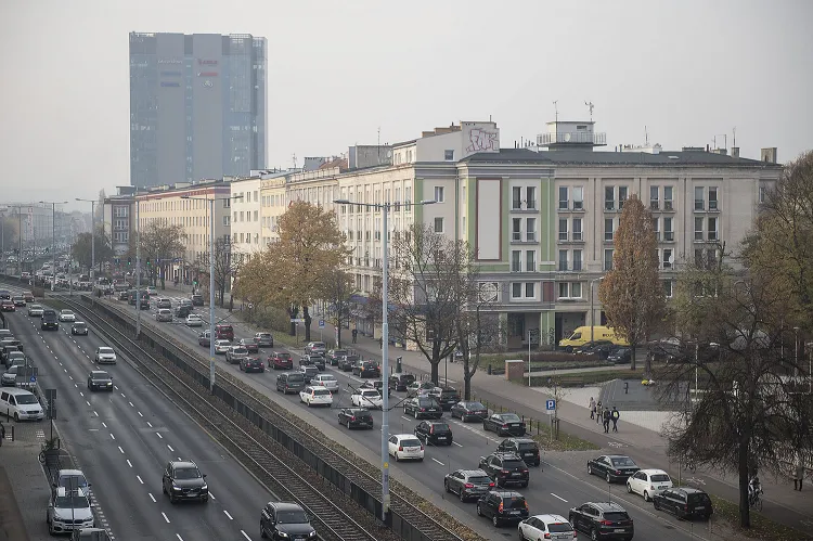 Widok z tarasu na najwyższym piętrze.