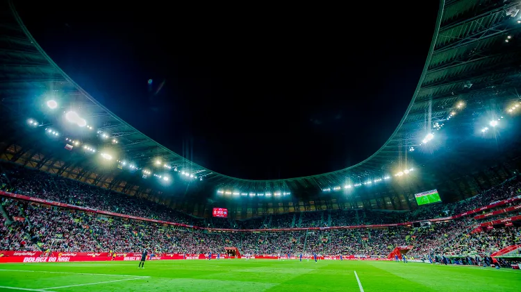 Co najmniej 33 tys. kibiców obejrzy mecz Polska-Czechy, który rozpocznie się o godz. 18 na stadionie Energa Gdańsk.
