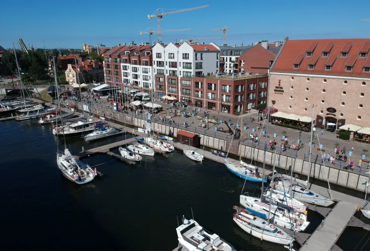 W tym sezonie do Mariny Gdańsk przypłynęło niemal 50 proc. jachtów mniej niż w zeszłym roku.
