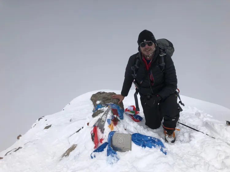 Tomasz Domalewski na Elbrusie.
