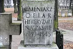 Kolejna tura czyszczenia nagrobków na cmentarzu na Zaspie zakończy się jeszcze w tym tygodniu. Przewiduje się, że poddanie renowacji wszystkich z ponad 2 tys. pomników potrwa kilka lat.