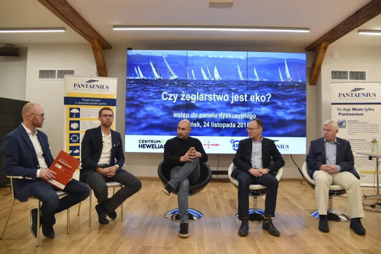 Czy żeglarstwo jest eko? Od lewej: Michał Korneszczuk, Paweł Kołodziński,  Michał Bała,  Leszek Paszkowski i Bogusław Witkowski. 