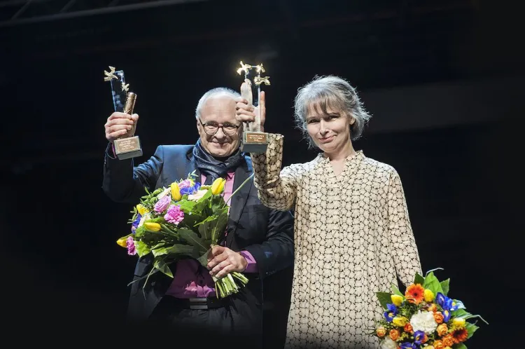 Laureaci Nagrody Europejki Poeta Wolności 2018 - Linda Vilhjálmsdóttir (autorka) oraz Jacek Godek (tłumacz).