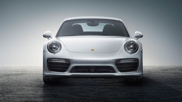 Porsche 911 Turbo S - 1 mln 8 tys. zł.

