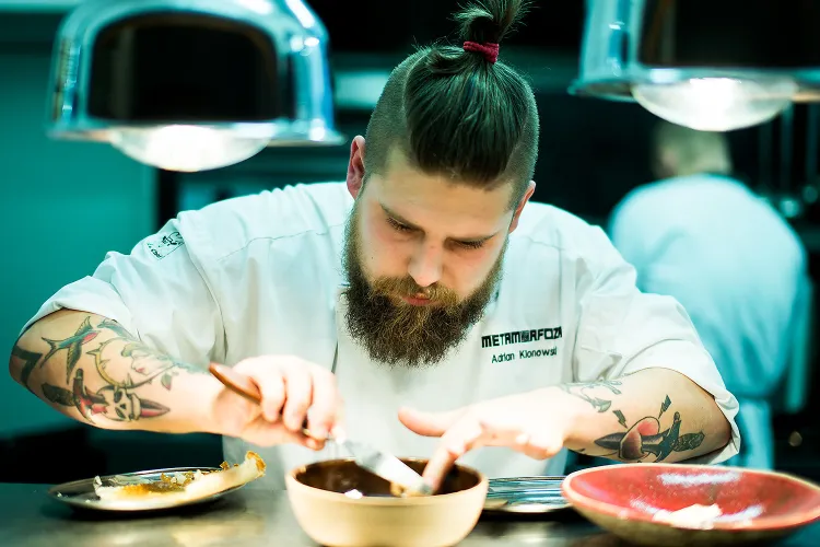 W 2018 roku byliśmy świadkami nie tylko startu wielu nowych restauracji, ale także głośnych zamknięć, w tym gdańskiej Metamorfozy prowadzonej przez Adriana Klonowskiego.