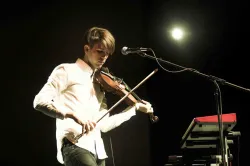 Owen Pallett współpracował z takimi gwiazdami alternatywy jak Beirut czy Arcade Fire. W Gdańsku zagra 23 kwietnia.