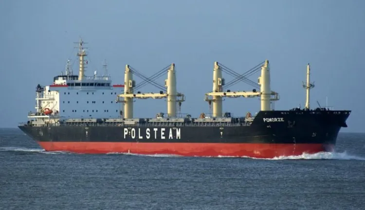 Statki Polskiej Żeglugi Morskiej przewiozły w 2010 roku 21 mln ton ładunków. Na zdjęciu zbudowany w 2009 roku handy - size Pomorze (37964 DWT). 