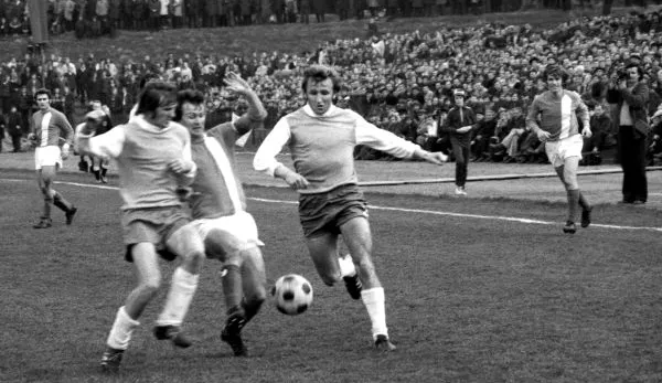 Mecz na stadionie Arki Gdyni na początku lat 70.