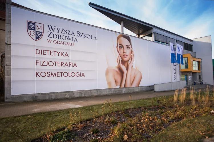 Wyższa Szkoła Zdrowia w Gdańsku kształci studentów na kierunkach ściśle związanych ze zdrowiem, takich jak: fizjoterapia, dietetyka oraz kosmetologia. Absolwenci są cenionymi na rynku specjalistami, a sama uczelnia coraz silniej identyfikowana jest jako centrum kształcenia wykwalifikowanych pracowników z obszaru nauk o zdrowiu.