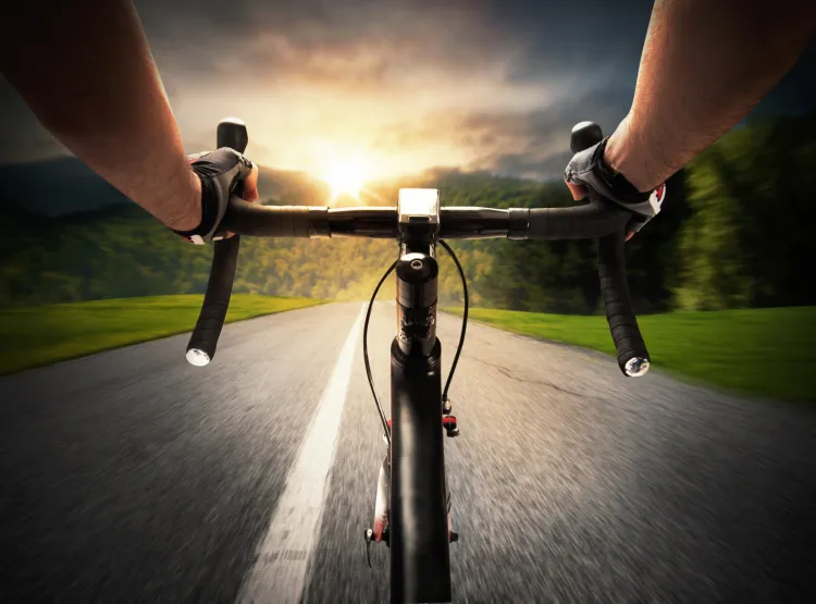 Jazda na rowerze szosowym to ogromna frajda i satysfakcja.