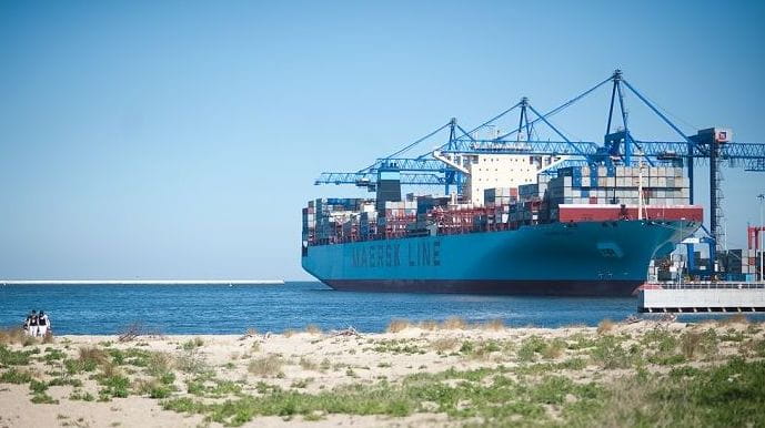 Maersk Elba mieszczący na swoich pokładach 13 tys. kontenerów przypłynął dziś do Gdańska.