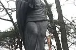 Figura Matki Boskiej na warszawskim Boernerowie.