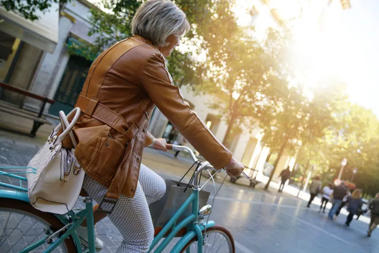Prawdopodobnie od czerwca osoby w wieku 60 plus będą mogły korzystać z rowerów Mevo za darmo.
