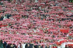 Fani futbolu w Trójmieście są stęsknieni za wielkimi wydarzeniami piłkarskimi. Czy ceny biletów odstraszą ich przed pójściem na mecz Polska - Francja?
