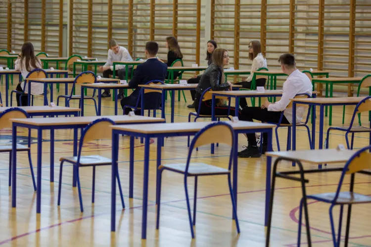Egzamin gimnazjalny w trójmiejskich szkołach odbywa się mimo strajku.