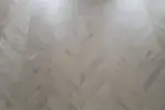 Podłoga ułożona w jodełkę