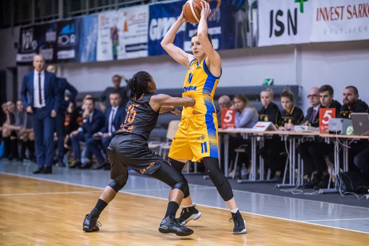 Arka Gdynia musimy poprawić grę w obronie, jeśli chce awansować do finału Energa Basket Ligi Kobiet.