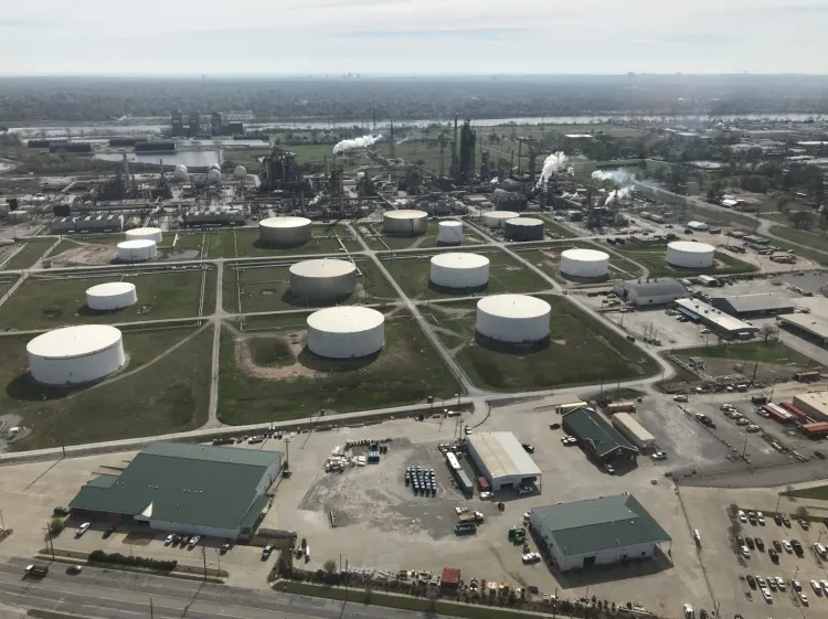 Przedstawiciele Lotosu odwiedzili m.in. rafinerie i magazyny ropy naftowej w Cushing czy firmy Continental Resources (wydobywająca i przetwarzająca ropę naftową) oraz Getka Energy.