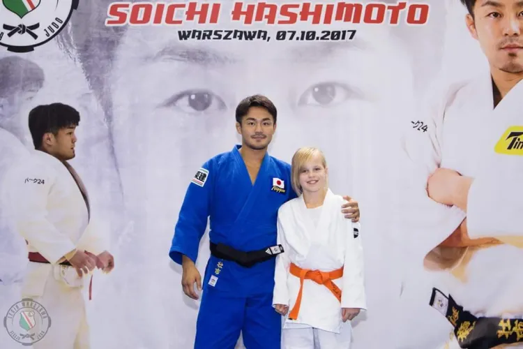 Maja Grochowiecka (z prawej) to jedna z najlepszych młodych judoczek na całym Pomorzu.