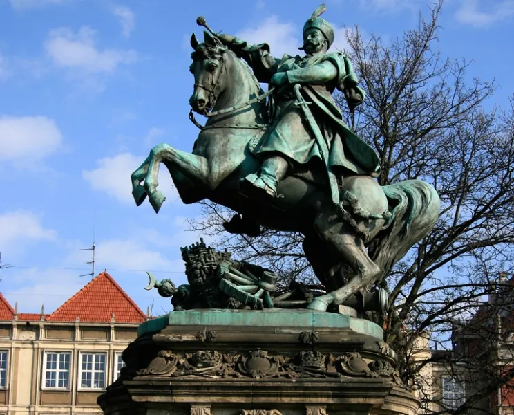 Pomnik króla Jana III Sobieskiego wraz z cokołem zostanie poddany renowacji.