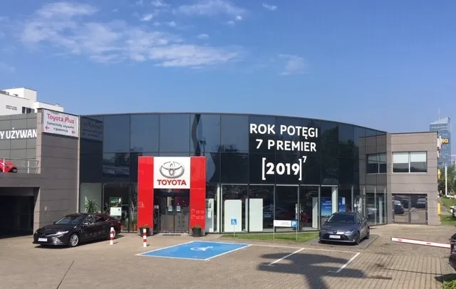 Toyota Carter Gdańsk zaprasza do swojego salonu zlokalizowanego przy al. Grunwaldzkiej 260.