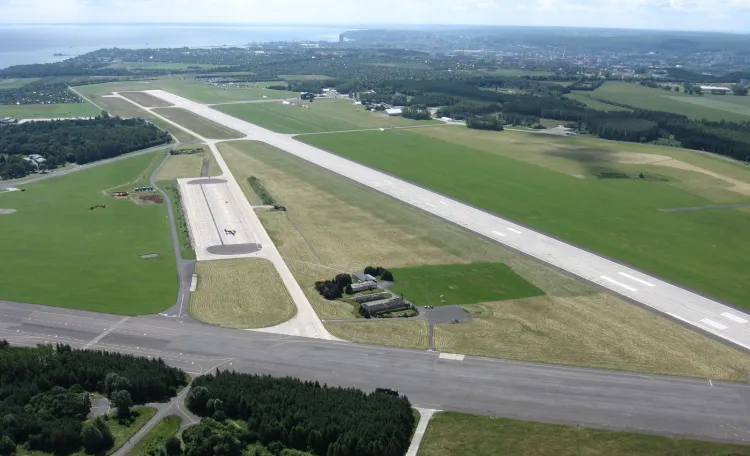 Terminal na lotnisku w Gdyni powinien stanąć w pierwszym kwartale 2012 roku, a więc jeszcze przed Euro 2012.