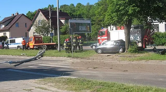 Efekt wypadku, do którego doszło na ul. Potokowej w miniony weekend.