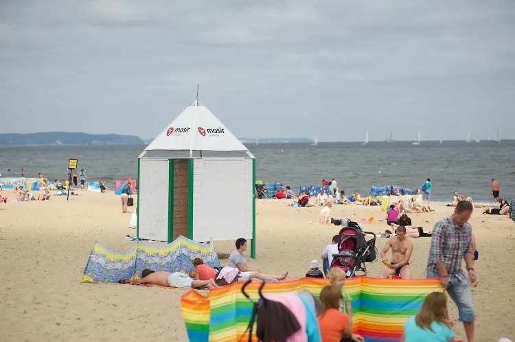 Na gdańskich plażach stanie w tym sezonie jedynie 15 przebieralni.