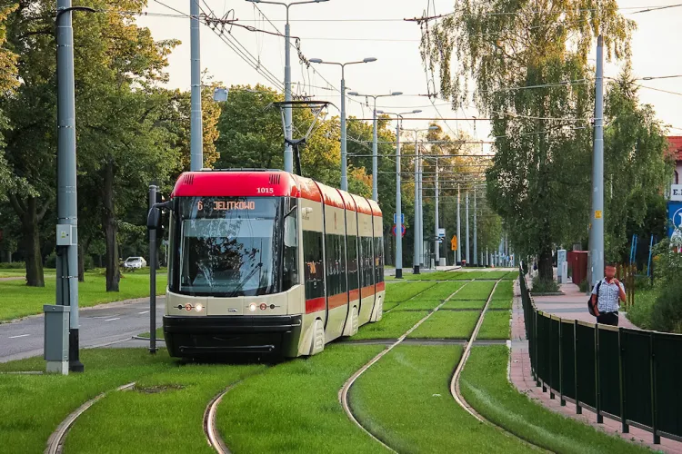 Pesy Swing jeżdżą po Gdańsku od ośmiu-dziewięciu lat. Pięć pojazdów z najdłuższym przebiegiem przejdzie gruntowny remont w przyszłym roku. 