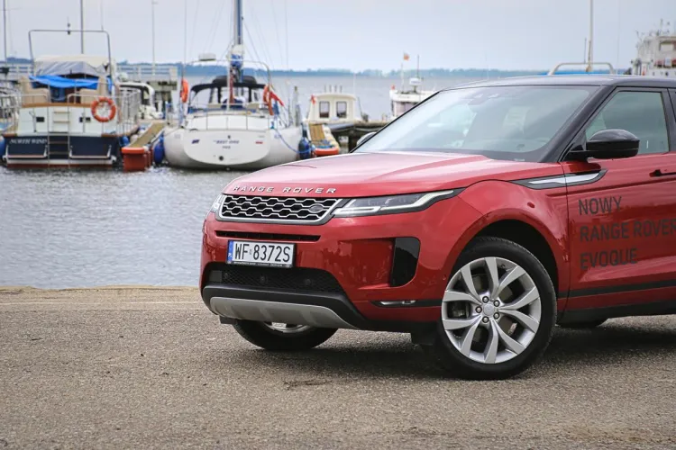 Nowy Evoque to "skóra" zdjęta z Velara. 