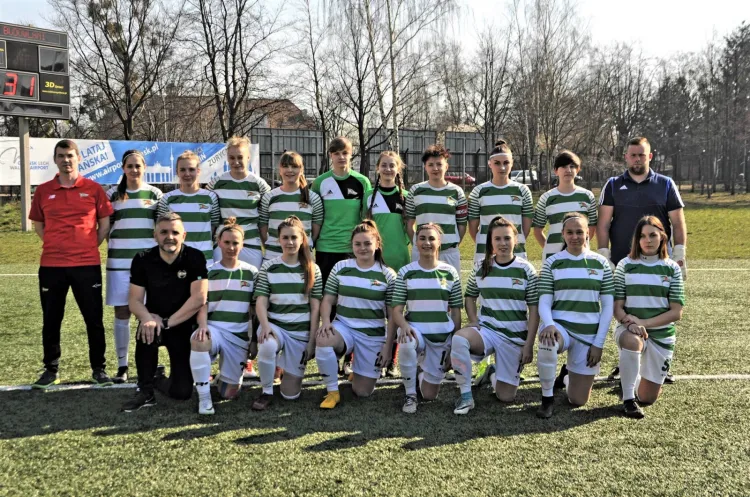 Biało-zielone Gdańsk pod koniec lipca zaplanowane mają obozy piłkarskie. W sierpniu natomiast zespoły przygotowywać się już będą do sezonu 2019/2020.