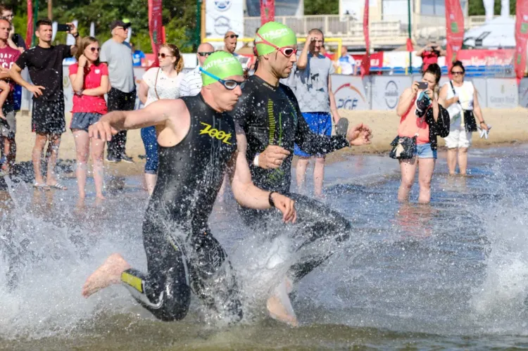 W zeszłym roku sanepid zakazał kąpieli w Brzeźnie i pływanie zostało wyłączone z Triathlonu Gdańsk. Tegoroczna edycja odbędzie się już w klasycznej formule.