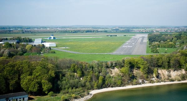 Lotnisko w Gdyni widziane z Zatoki Gdańskiej
