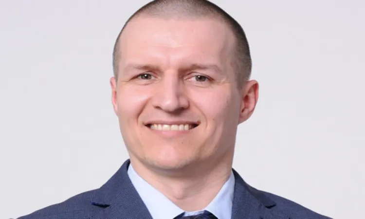 Rada Nadzorcza PGZ Stoczni Wojennej powołała Cezarego Cierzana na stanowisko wiceprezesa zarządu stoczni.